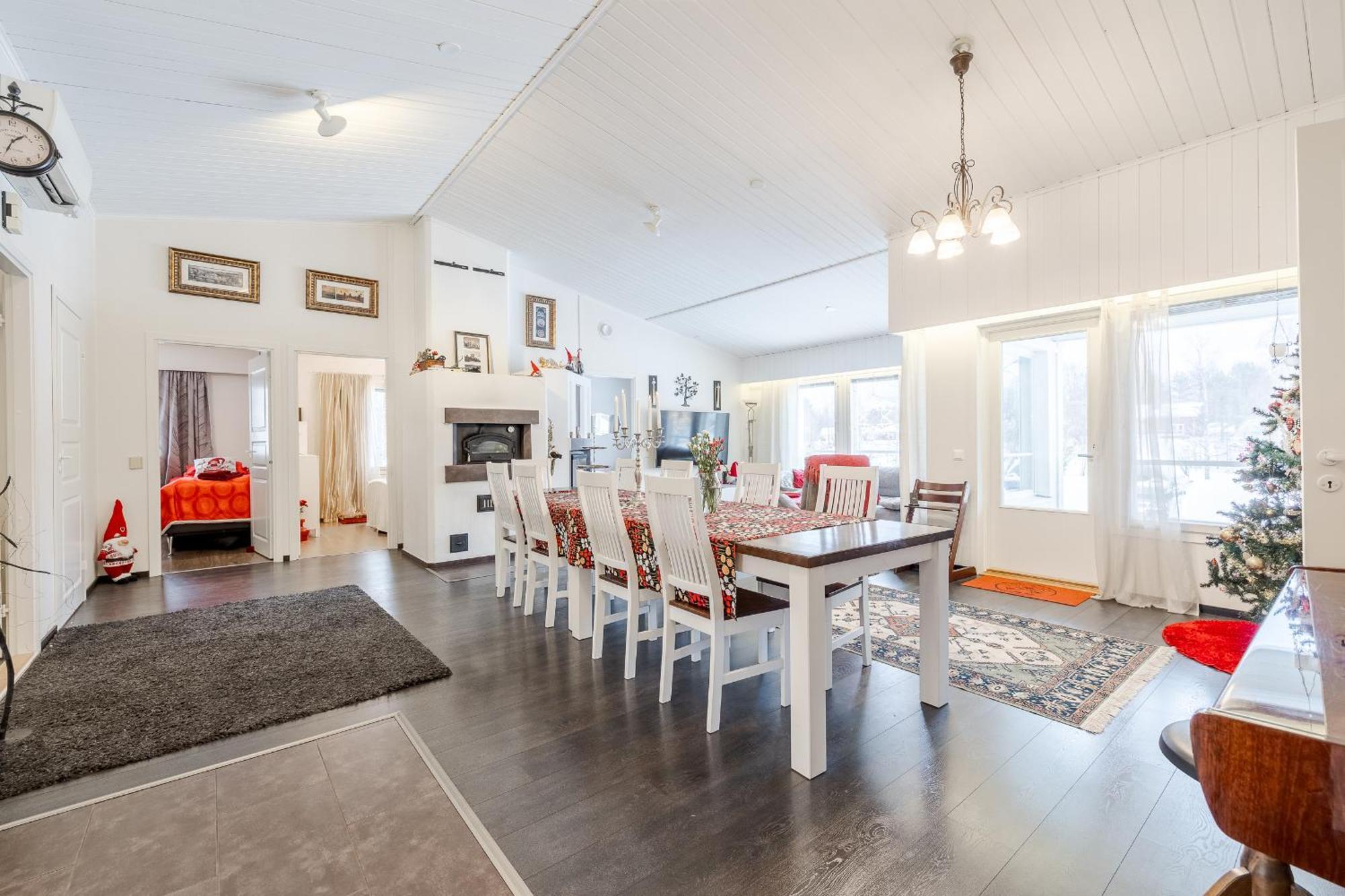 Riverside Home For Families - Beautiful House Near Santa Claus Village 罗瓦涅米 外观 照片